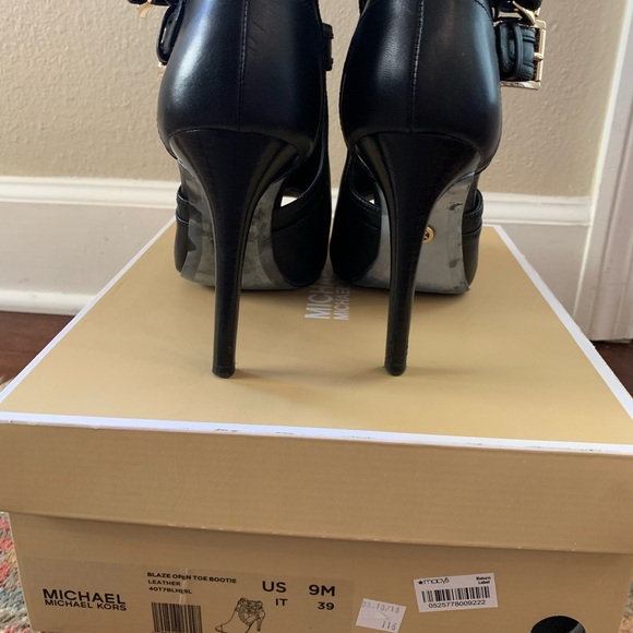 Michael Kors open toe bootie Black leather heels - Picture 2 of 4